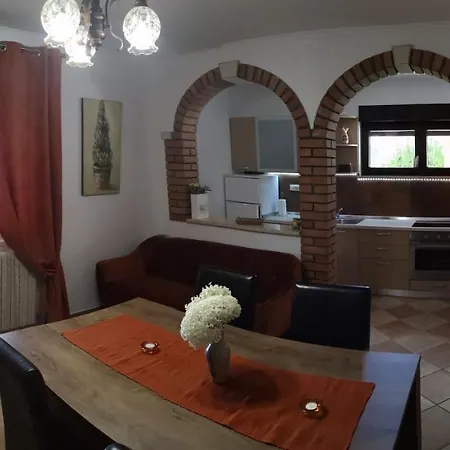 Fantazija - Local Host Rovinj