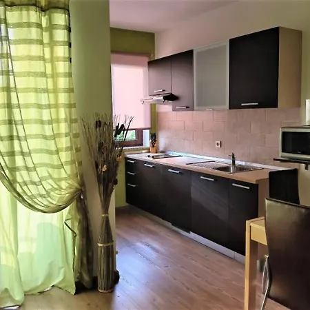 Fantazija - Local Host Appartement