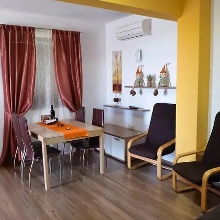Appartement Fantazija - Local Host