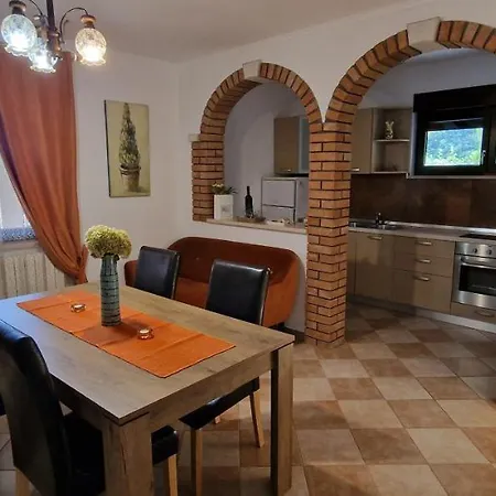 Fantazija Apartment *