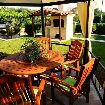 Appartement Fantazija - Local Host